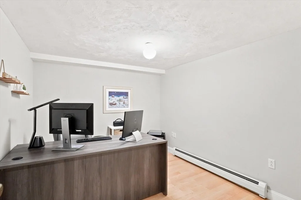 Photo of 67 Surrey Dr