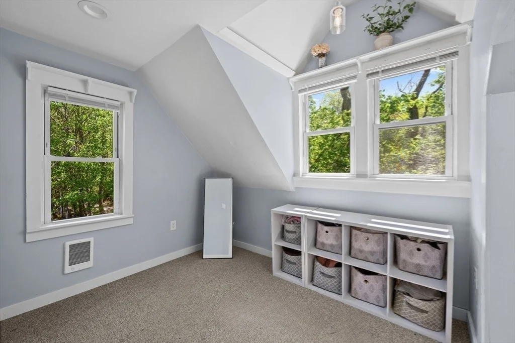 Photo of 24 Bowker Ave