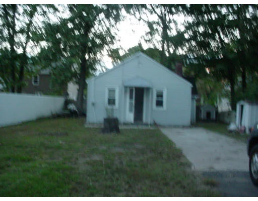 Photo of 168 Gilbert Av