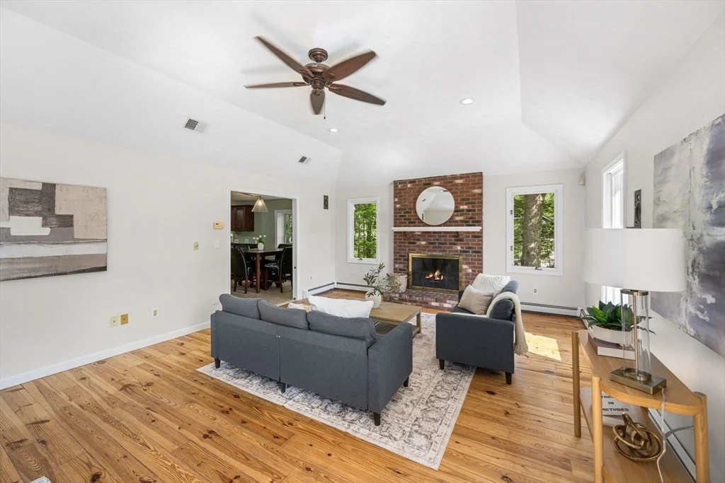 Photo of 4 Skyview Dr