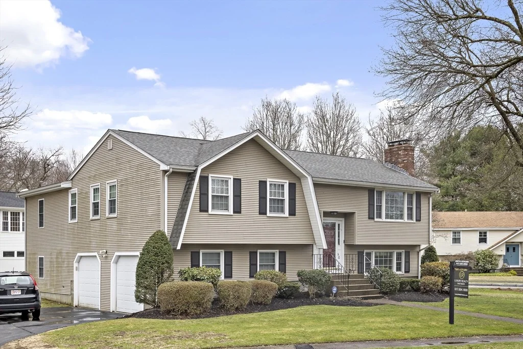 Photo of 40 Brewster Dr