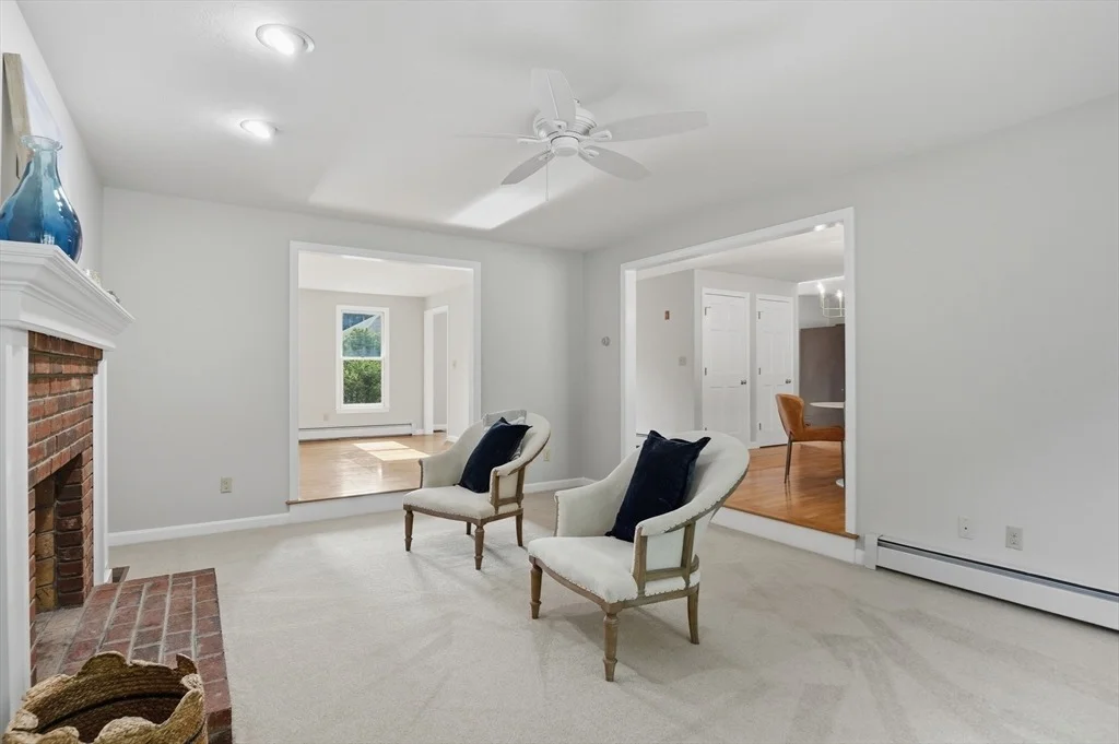 Photo of 22 Wachusett Cir