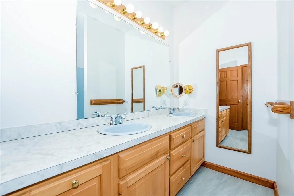 Photo of 7 Upland Way