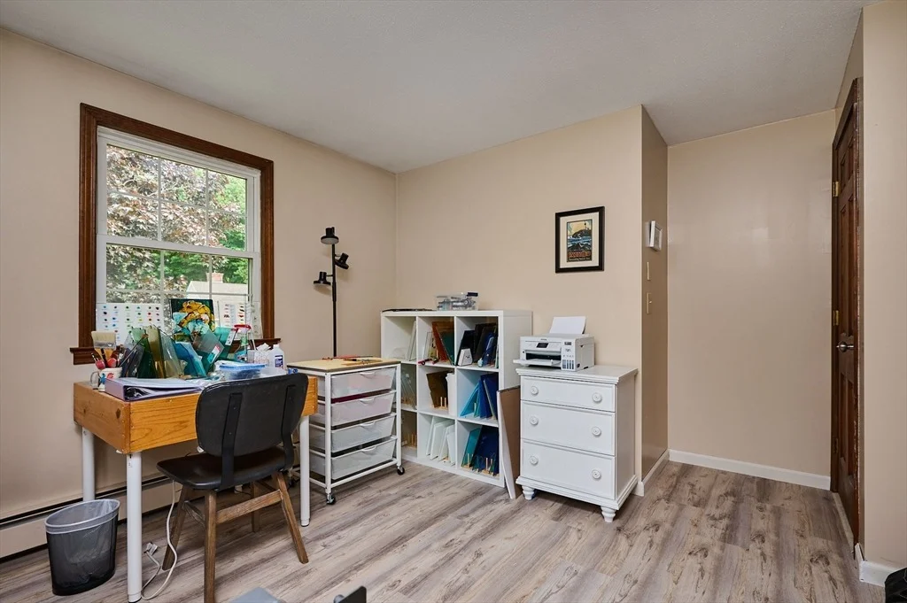 Photo of 10 Robin Rd