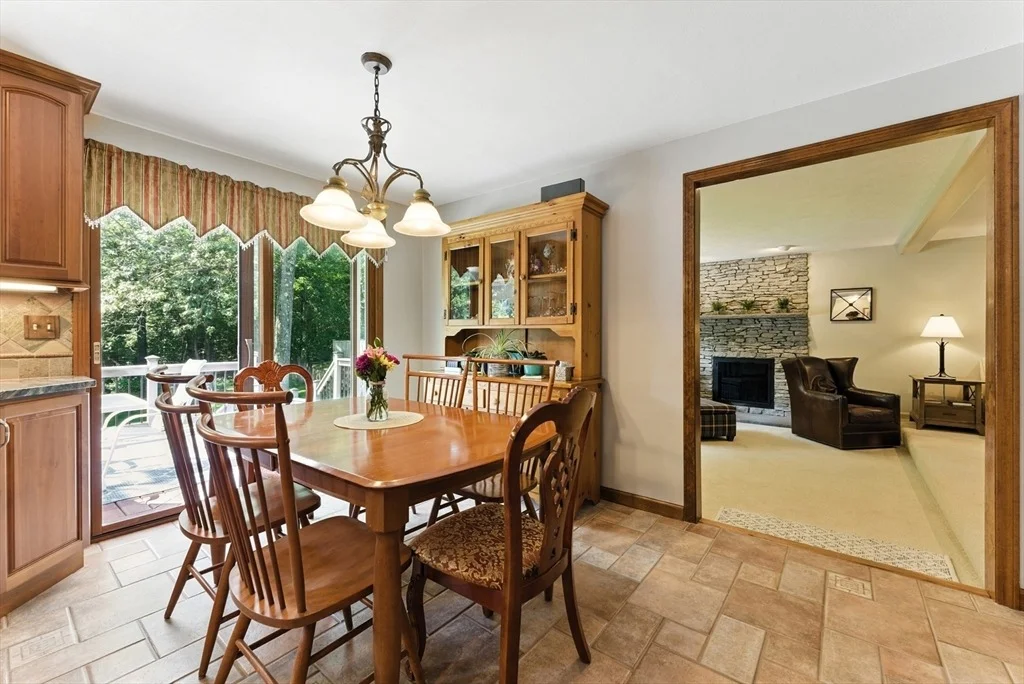 Photo of 238 Elizabeth Dr