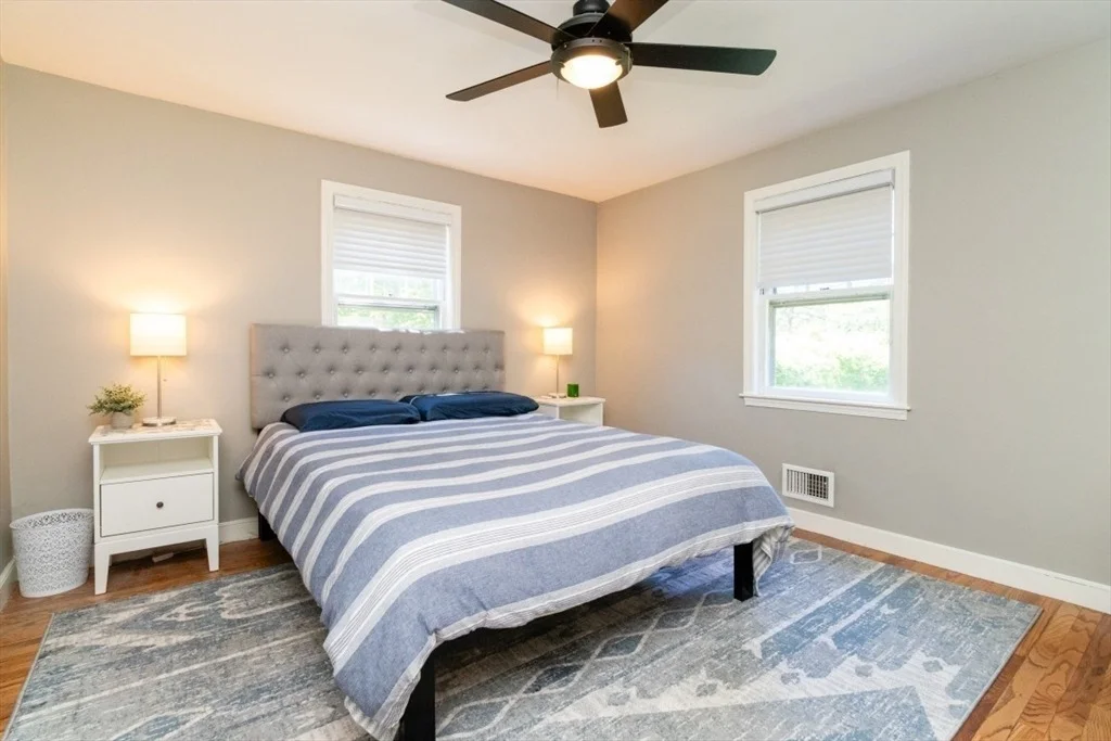 Photo of 46 Conlyn Avenue