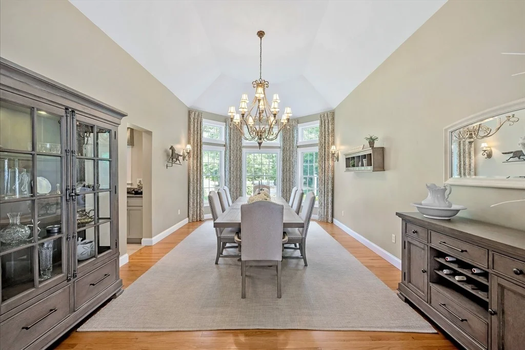 Photo of 72 Highwood Way