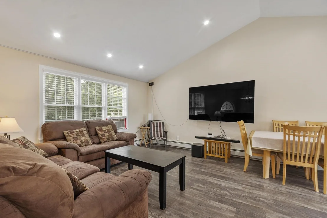 Photo of 30 2nd St