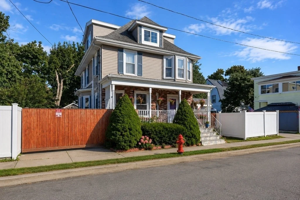Photo of 8 Lufkin St