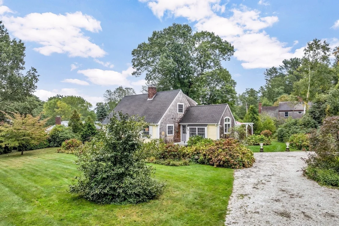 Photo of 8 Midway Rd