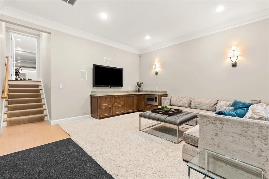Photo of 27 Radcliffe Rd