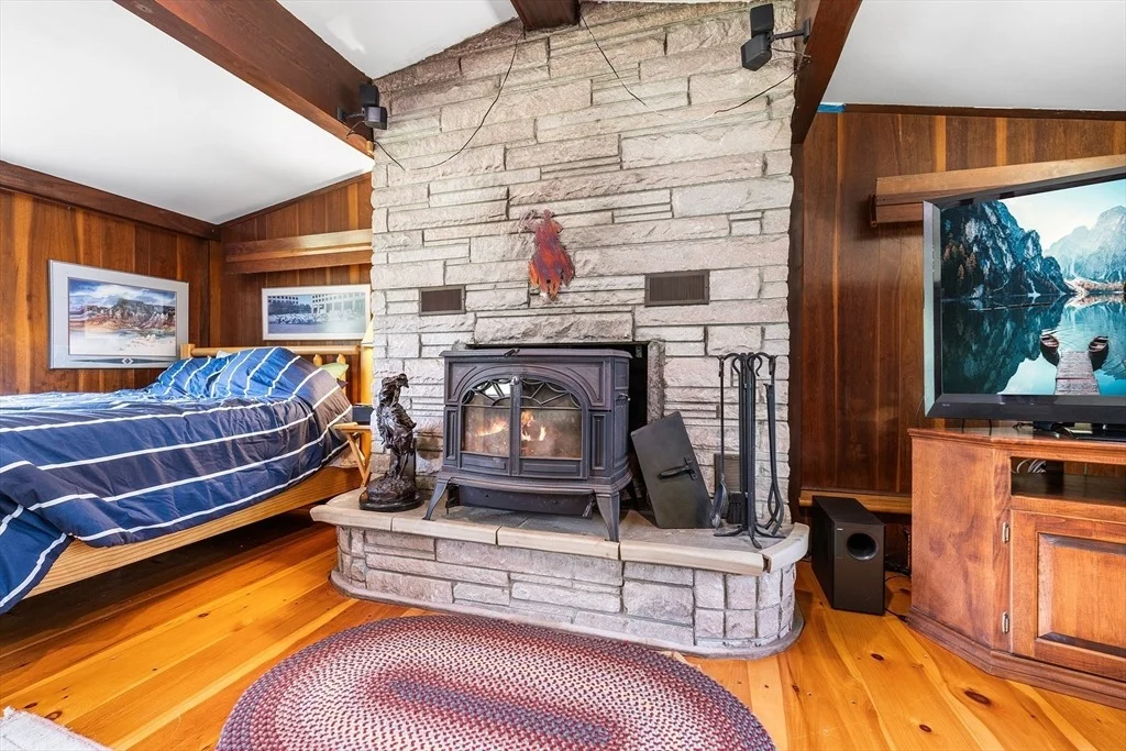 Photo of 32 Cedar St