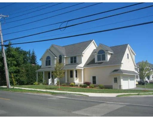 Photo of 355 William St