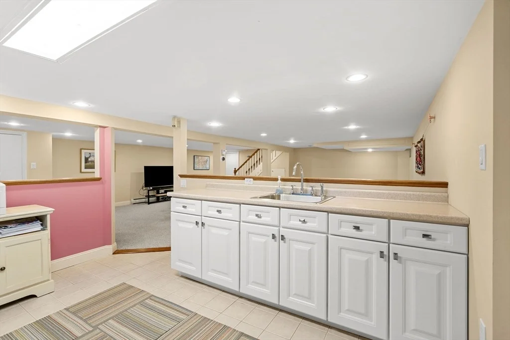 Photo of 30 Thompson Rd