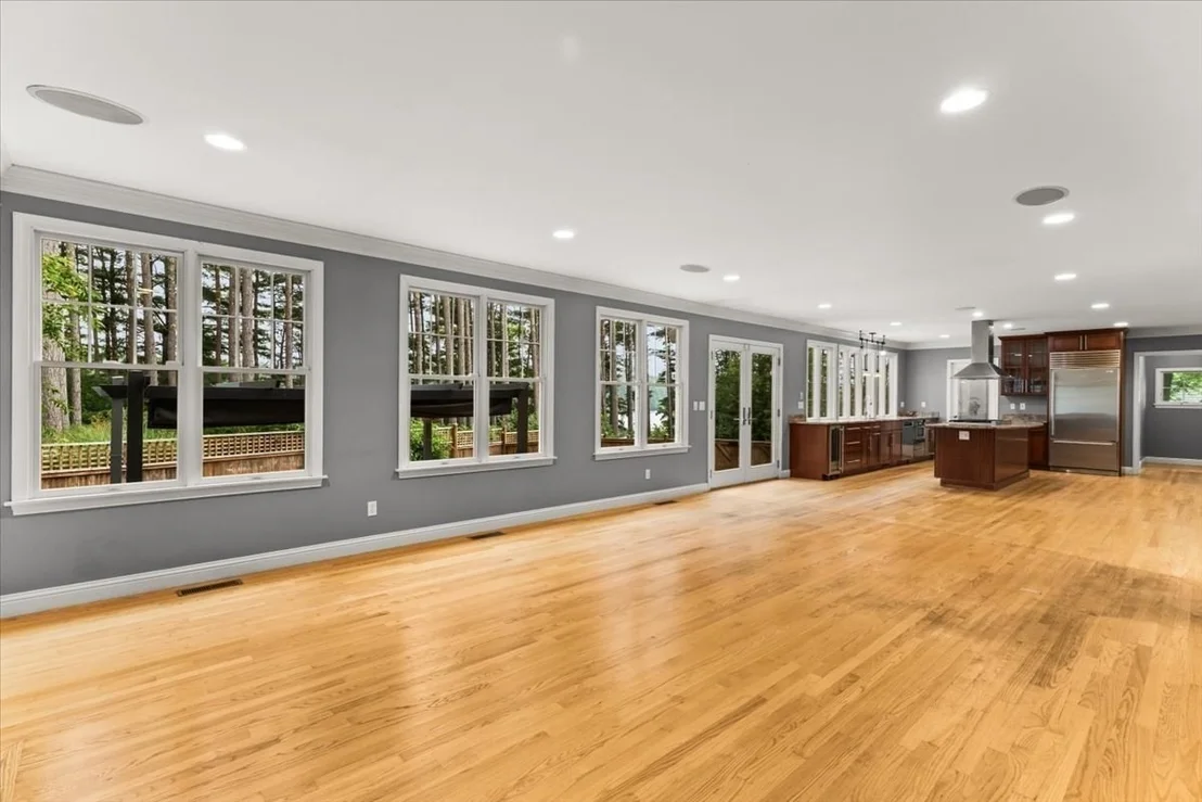 Photo of 22 Red Pine Ln