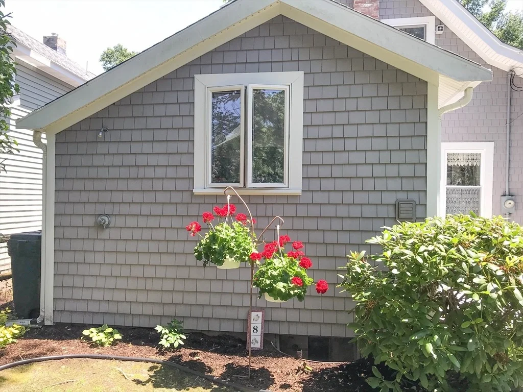 Photo of 8 East Blvd