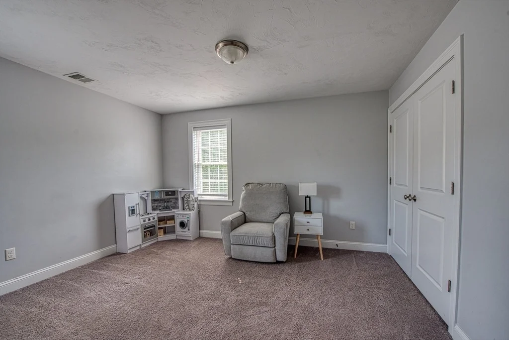 Photo of 31 Pocksha Dr