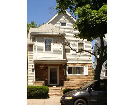 Photo of 210 Bradford St