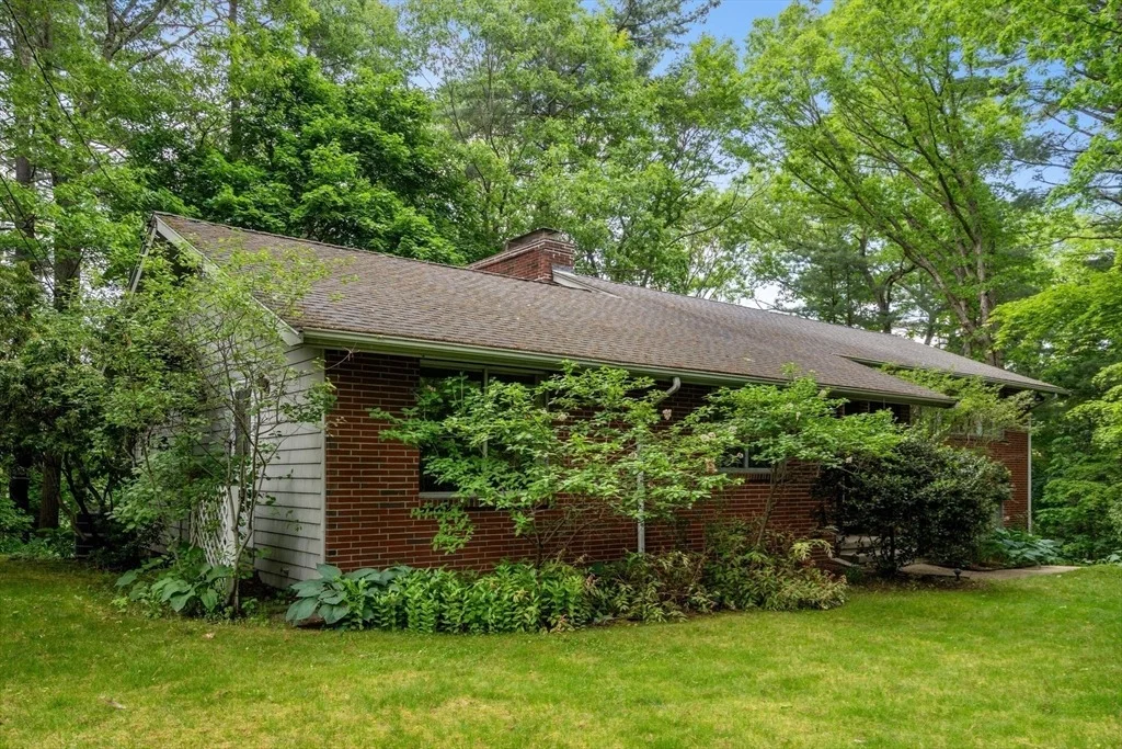 Photo of 26 Arrowhead Rd