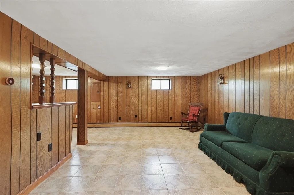 Photo of 20 Biscayne Drive