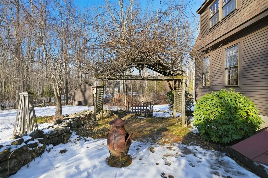 Photo of 4 Thayer Rd