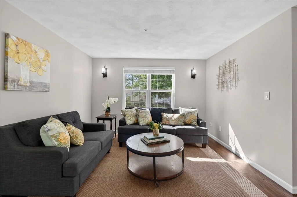 Photo of 30 Bucklin Rd