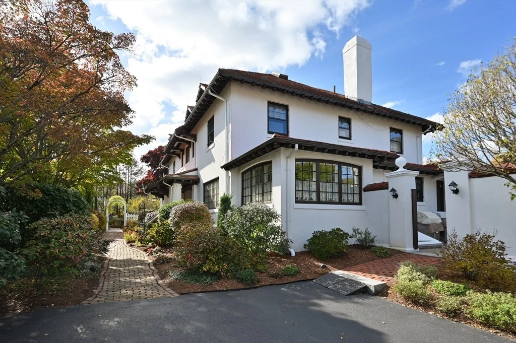 Photo of 90 Prospect St