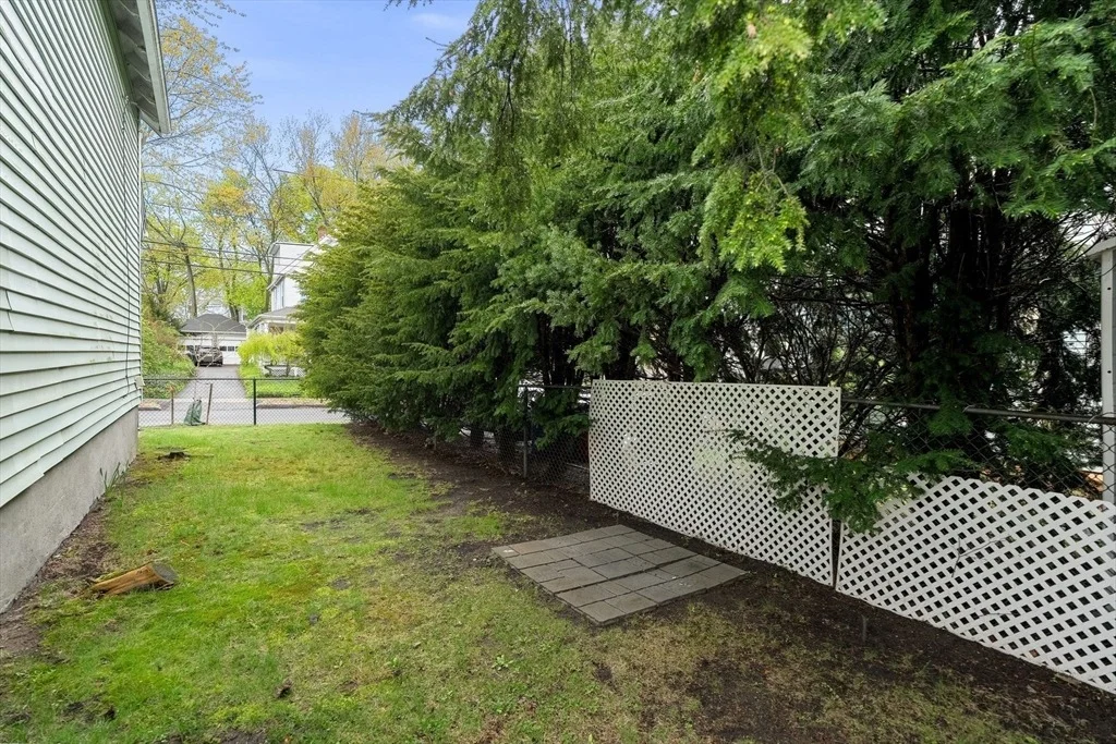 Photo of 53 Henderson St
