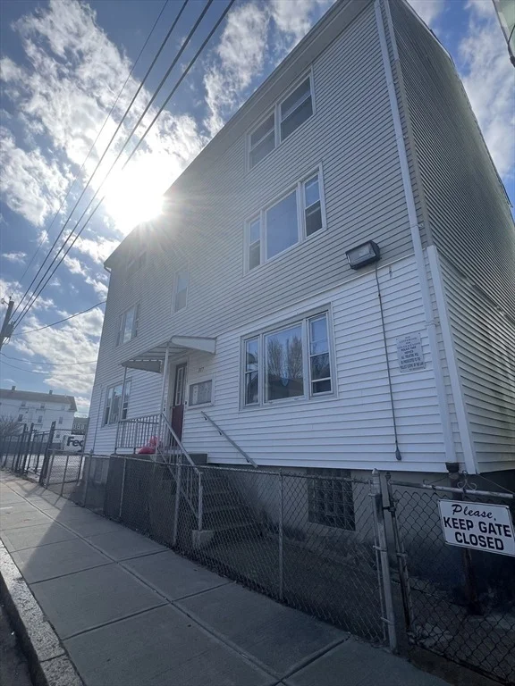 Photo of 301-317 Fourth Street