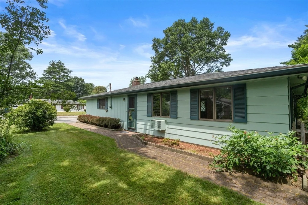 Photo of 5 Sunset Rd
