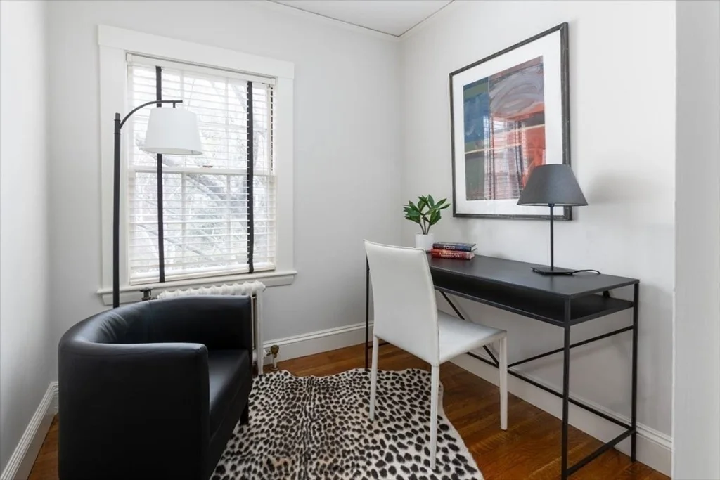 Photo of 300 Warren St.