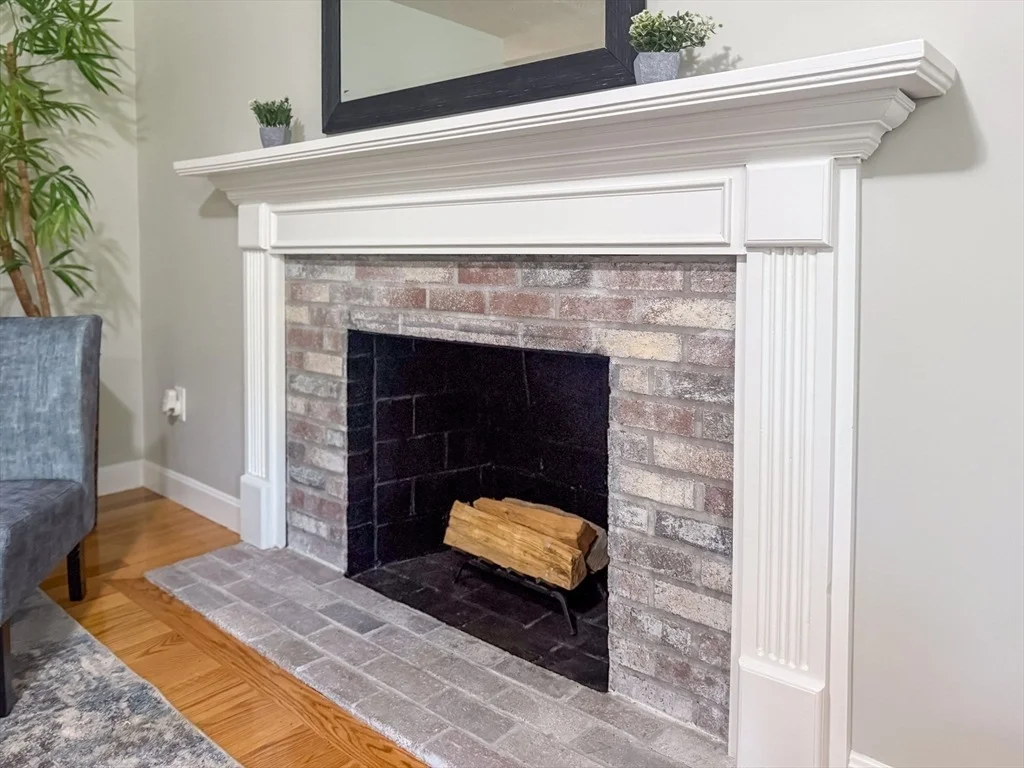 Photo of 118 Oakham Rd