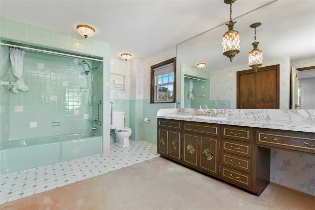 Photo of 72 Stivaletta Dr