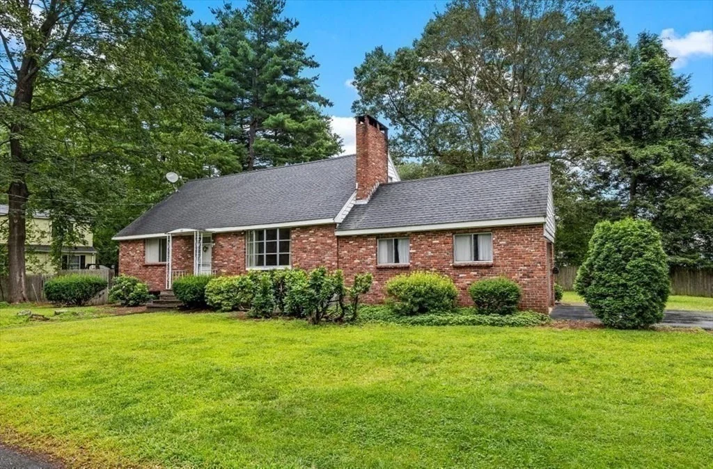Photo of 48 Fuller Rd