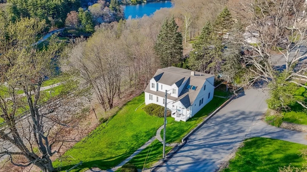 Photo of 451 Wilson Street