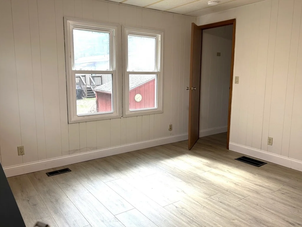 Photo of 11 Jeri Drive
