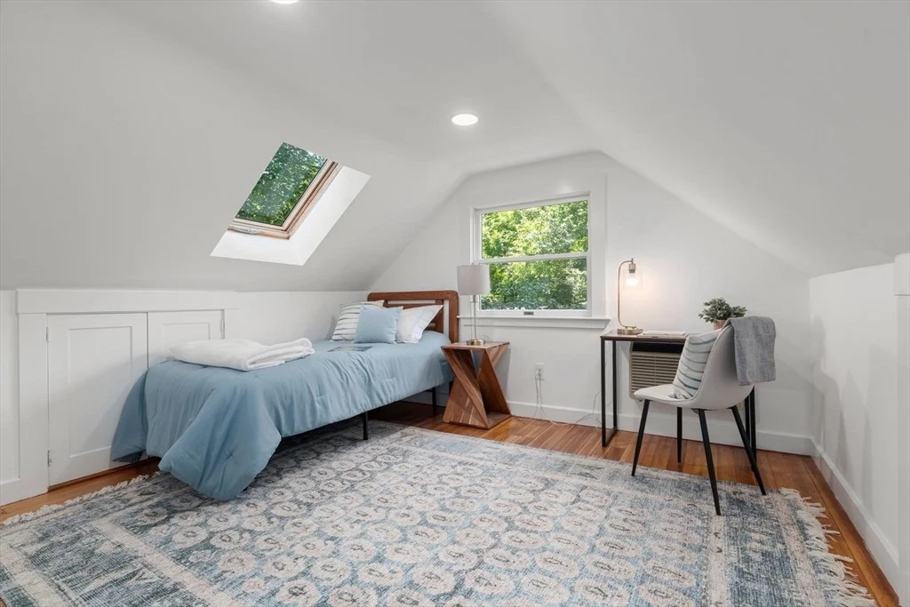 Photo of 25 Chestnut Hill Rd