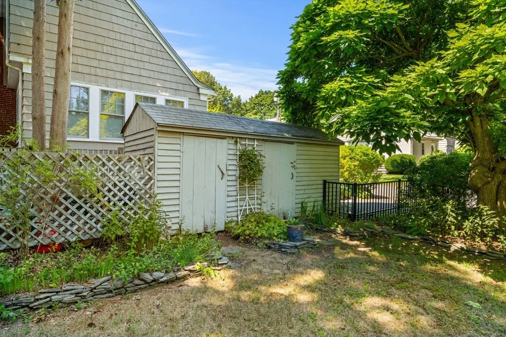 Photo of 21 Preston Beach Rd