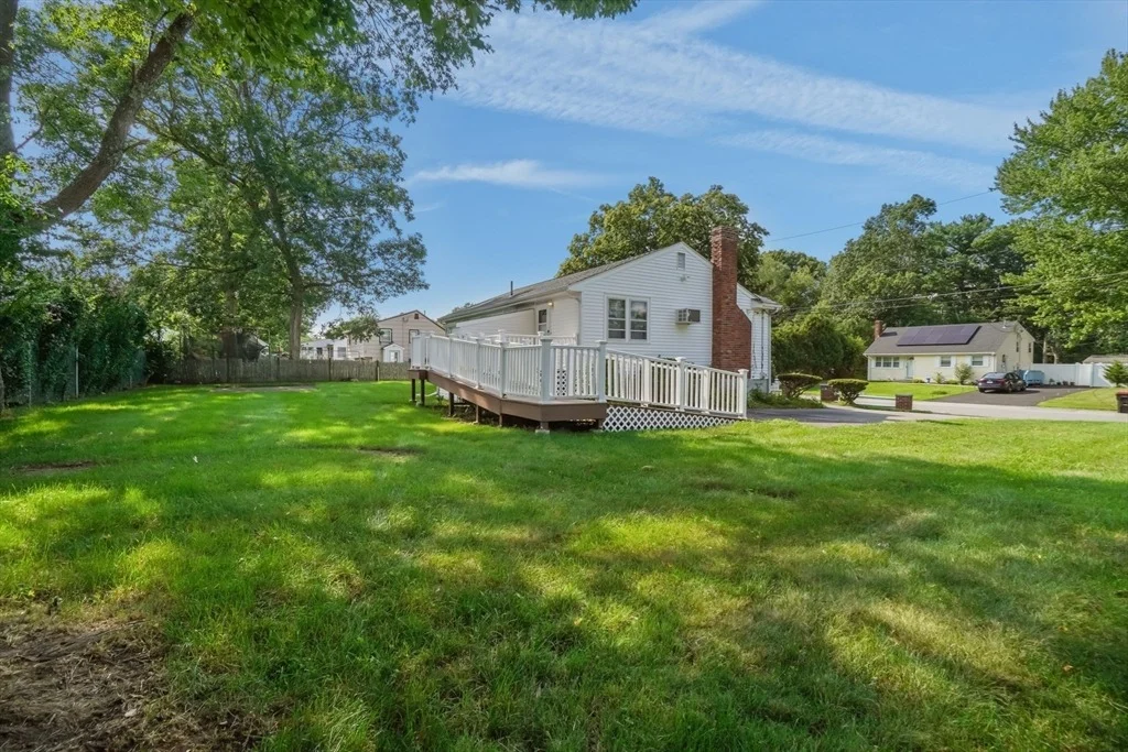 Photo of 111 Crestfield Dr