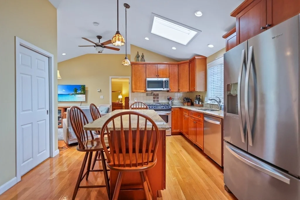 Photo of 15 Cedarcrest Lane