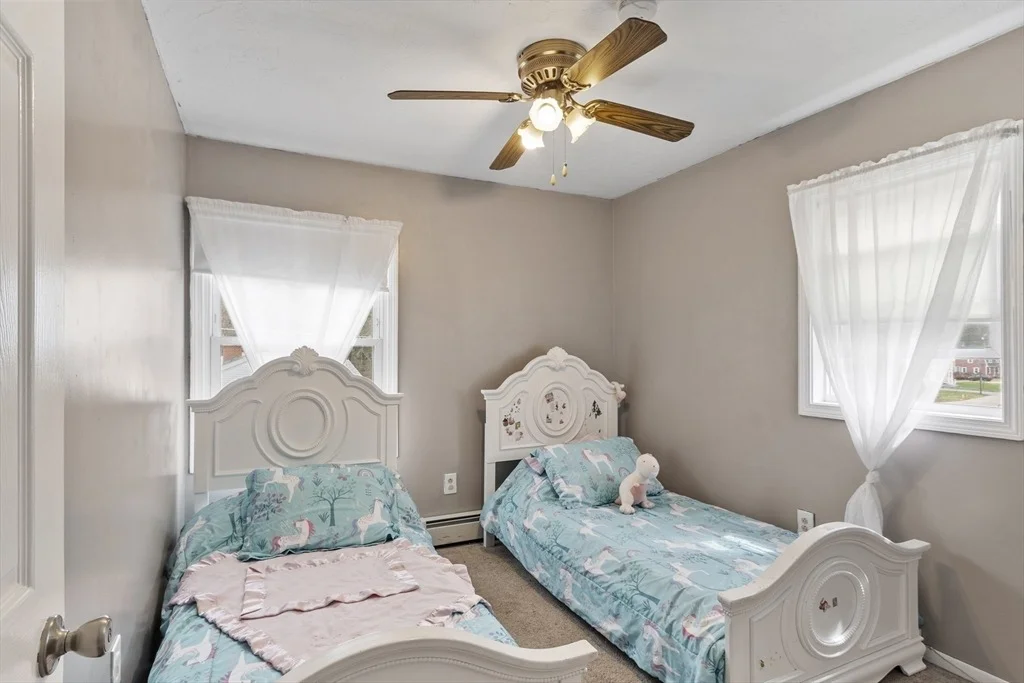 Photo of 53 Laurel Hill Rd