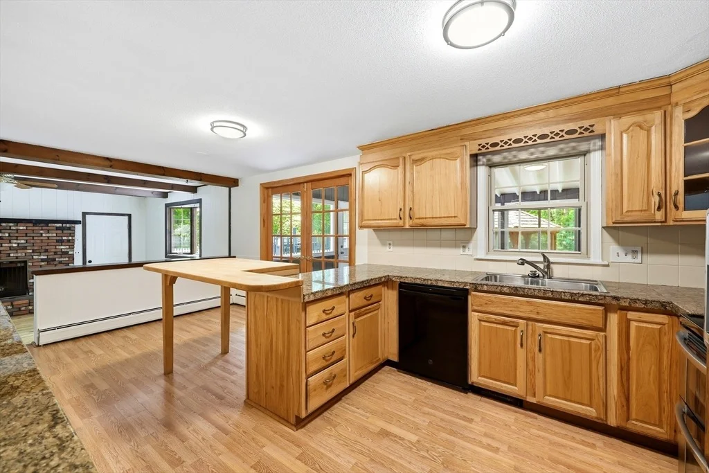 Photo of 1292 Burts Pit Rd