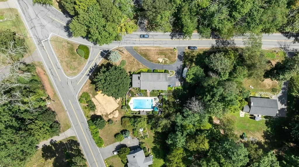 Photo of 18 River Rd