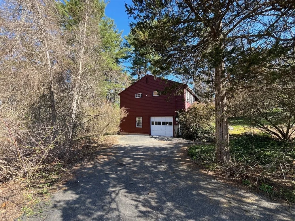 Photo of 8 Wachusett Drive