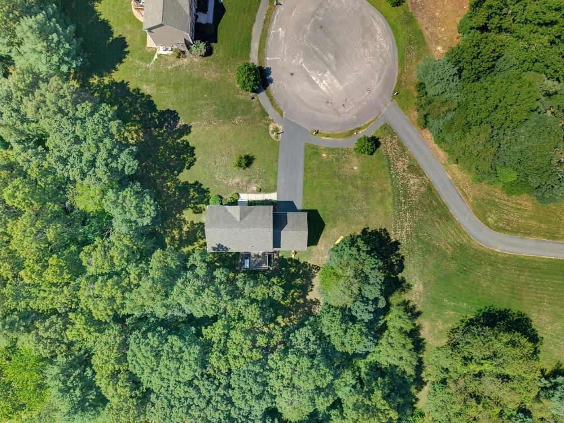 Photo of 15 Willow Brook Lane