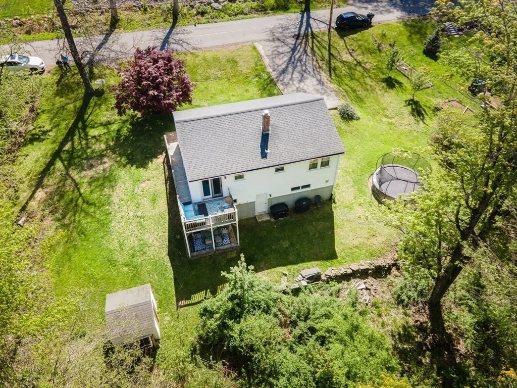 Photo of 75 Fairview Park Rd
