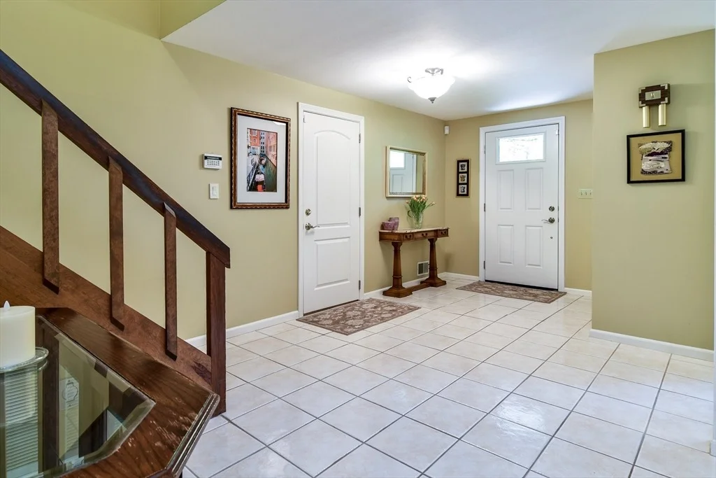 Photo of 38 Stagecoach Dr