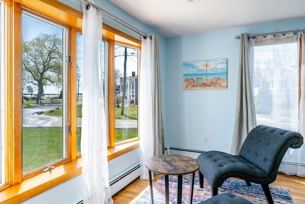 Photo of 33 Island View Rd