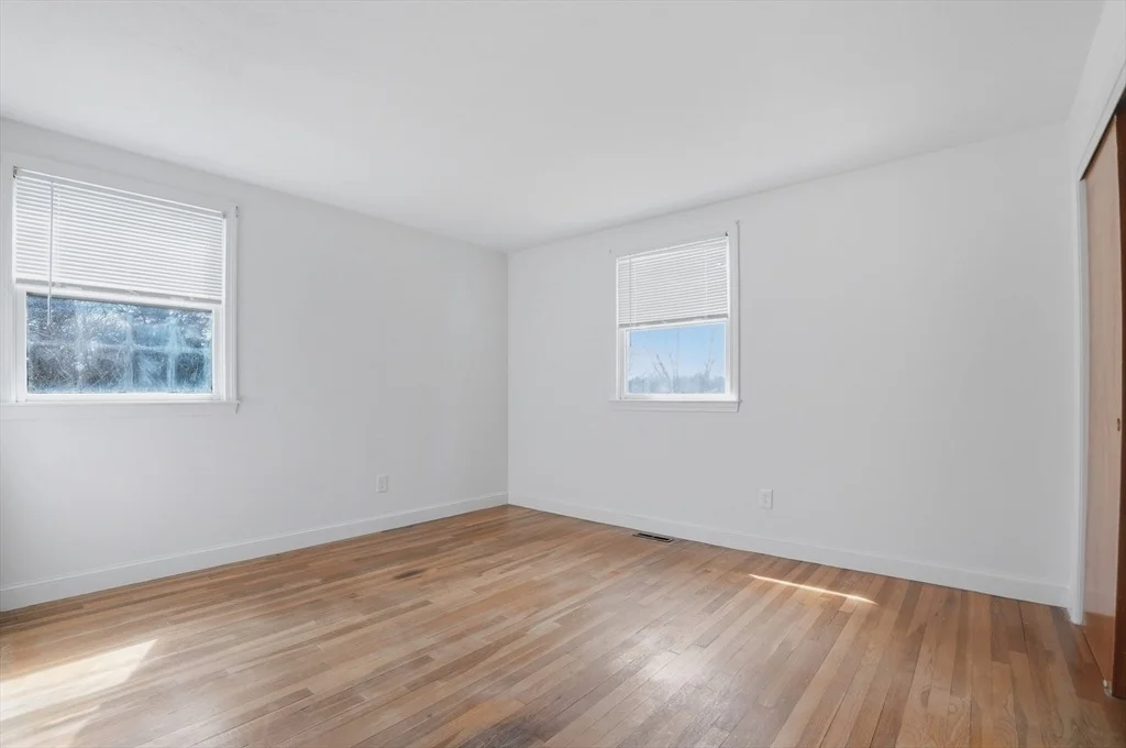 Photo of 6 Pine Knoll Road