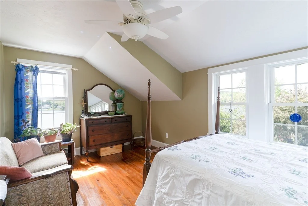 Photo of 38 Warepoint Rd